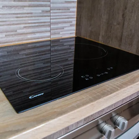 Benalhome - Tu Hogar Con Terraza Y Ducha Exterior Апартаменти Бенальмадена