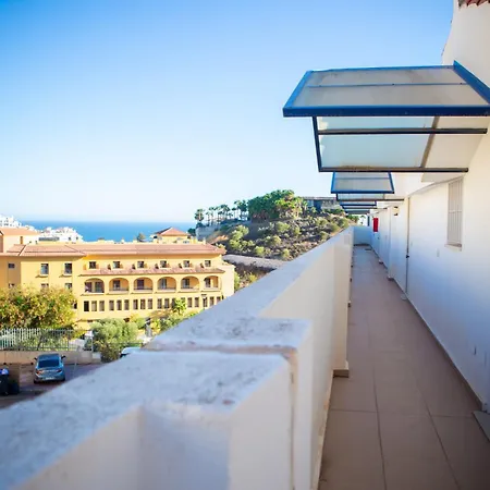 Benalhome - Tu Hogar Con Terraza Y Ducha Exterior Апартаменти *