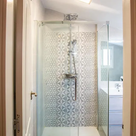 Апартаменти Benalhome - Tu Hogar Con Terraza Y Ducha Exterior