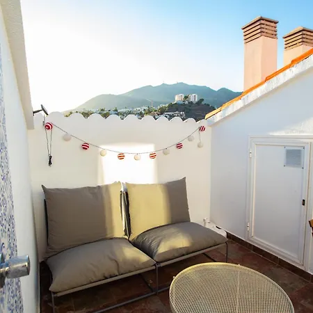 Benalhome - Tu Hogar Con Terraza Y Ducha Exterior Апартаменти